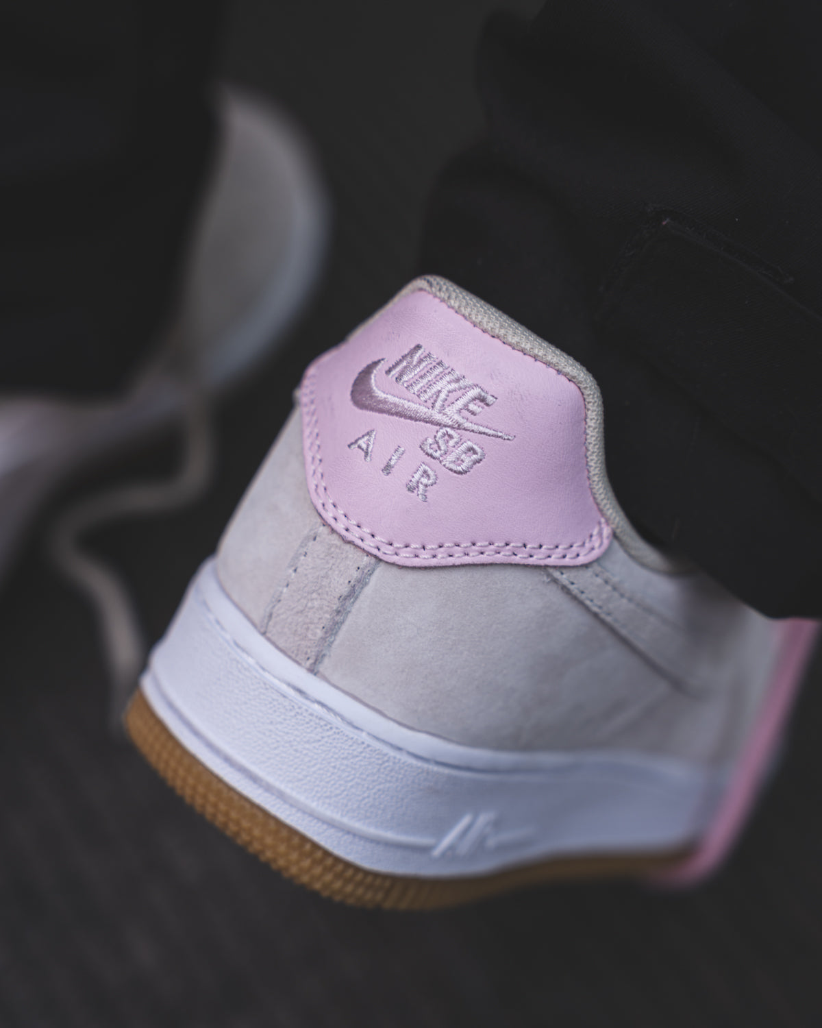 Nike SB x Air Force 1 Low Gray/Pink