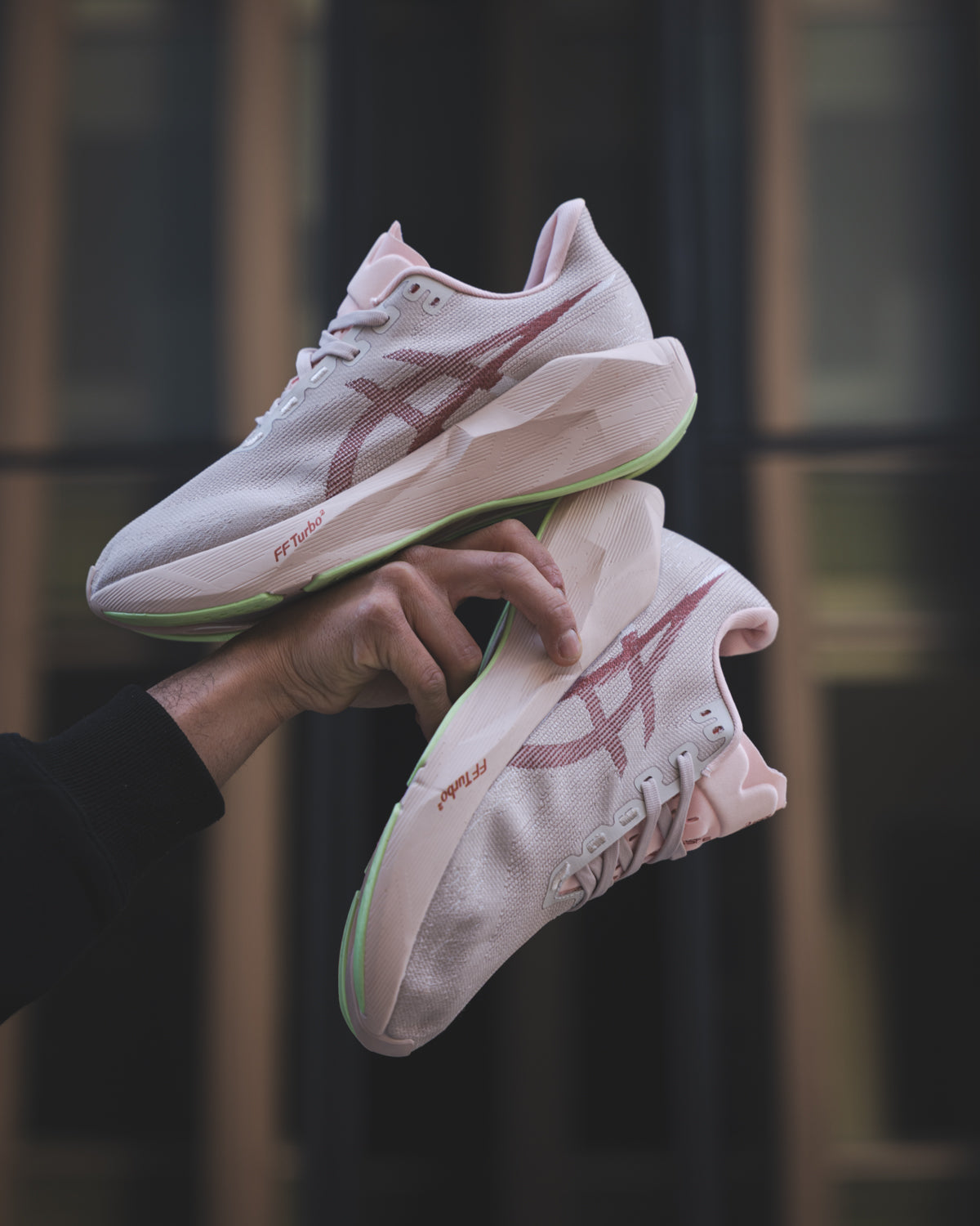 ASICS Novablast 6 Pink
