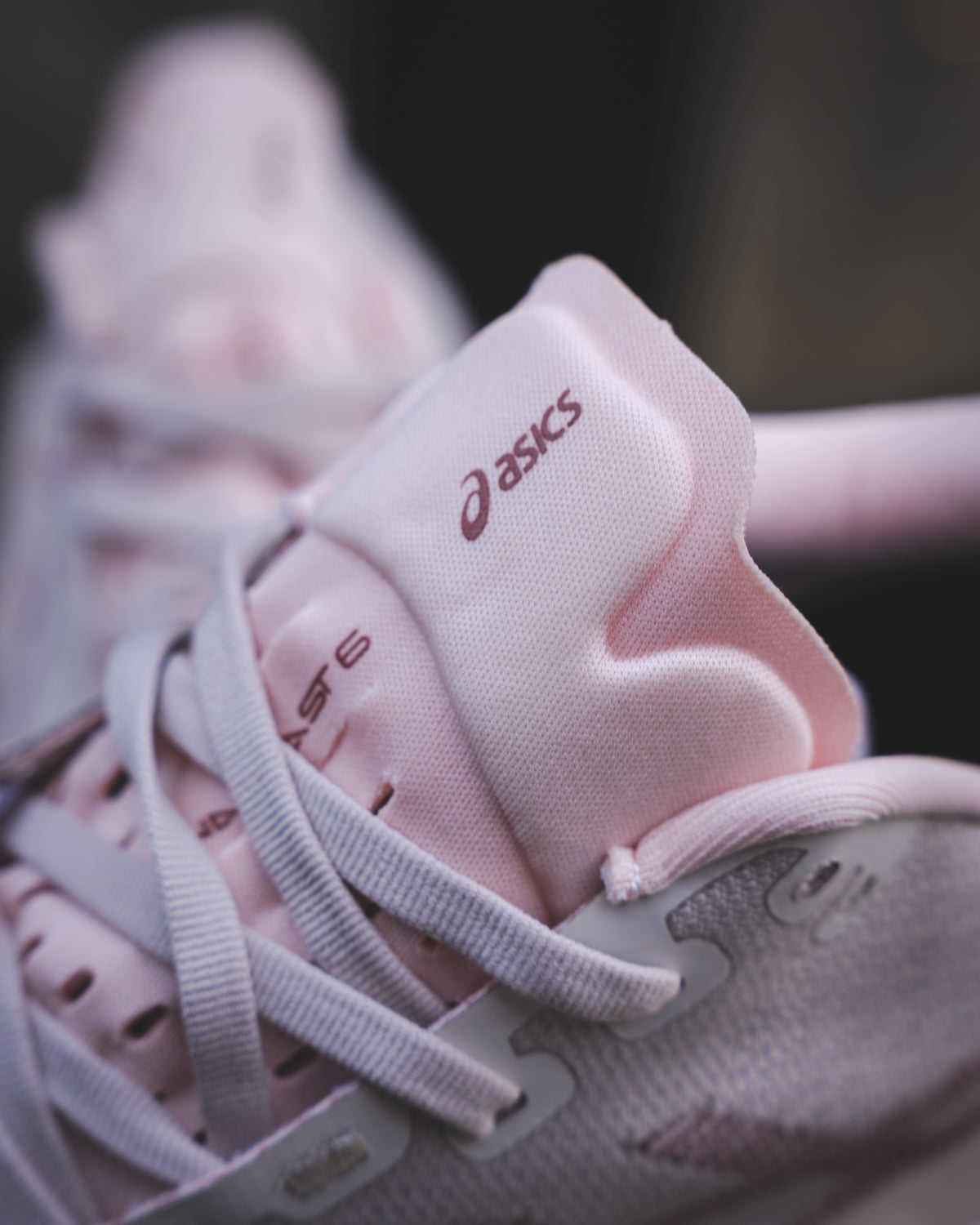 ASICS Novablast 6 Pink