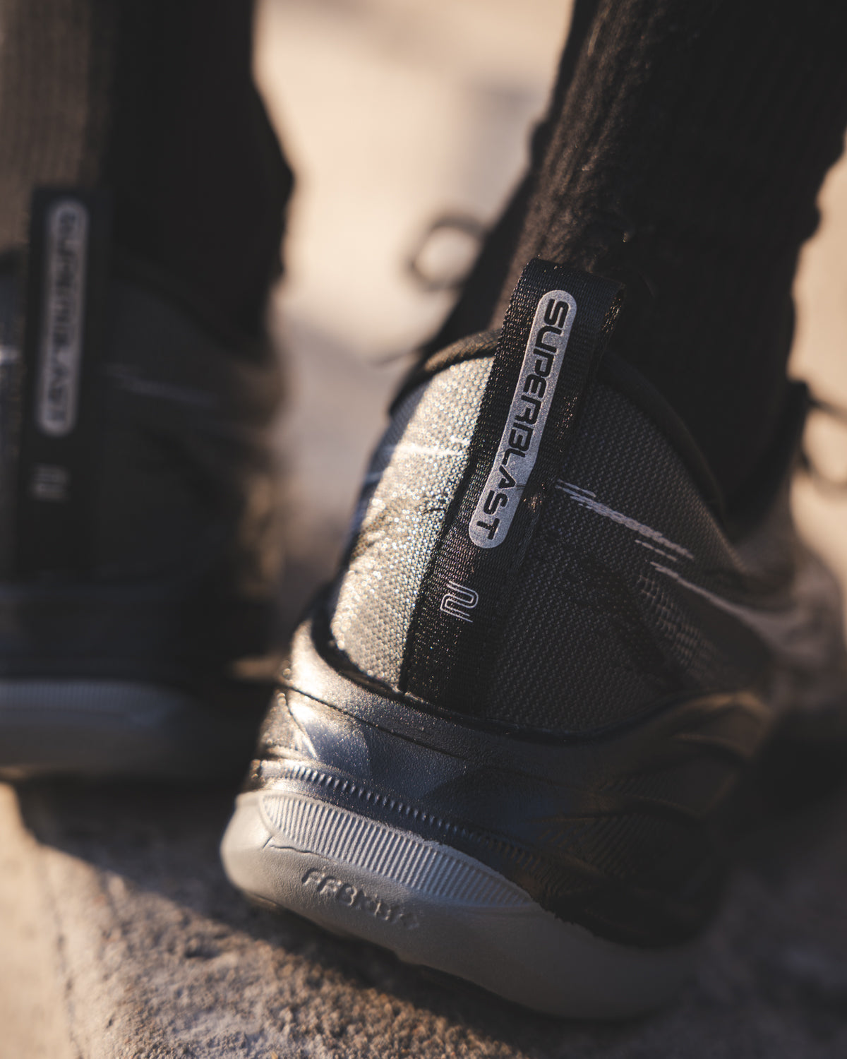 Asics Superblast Total Black