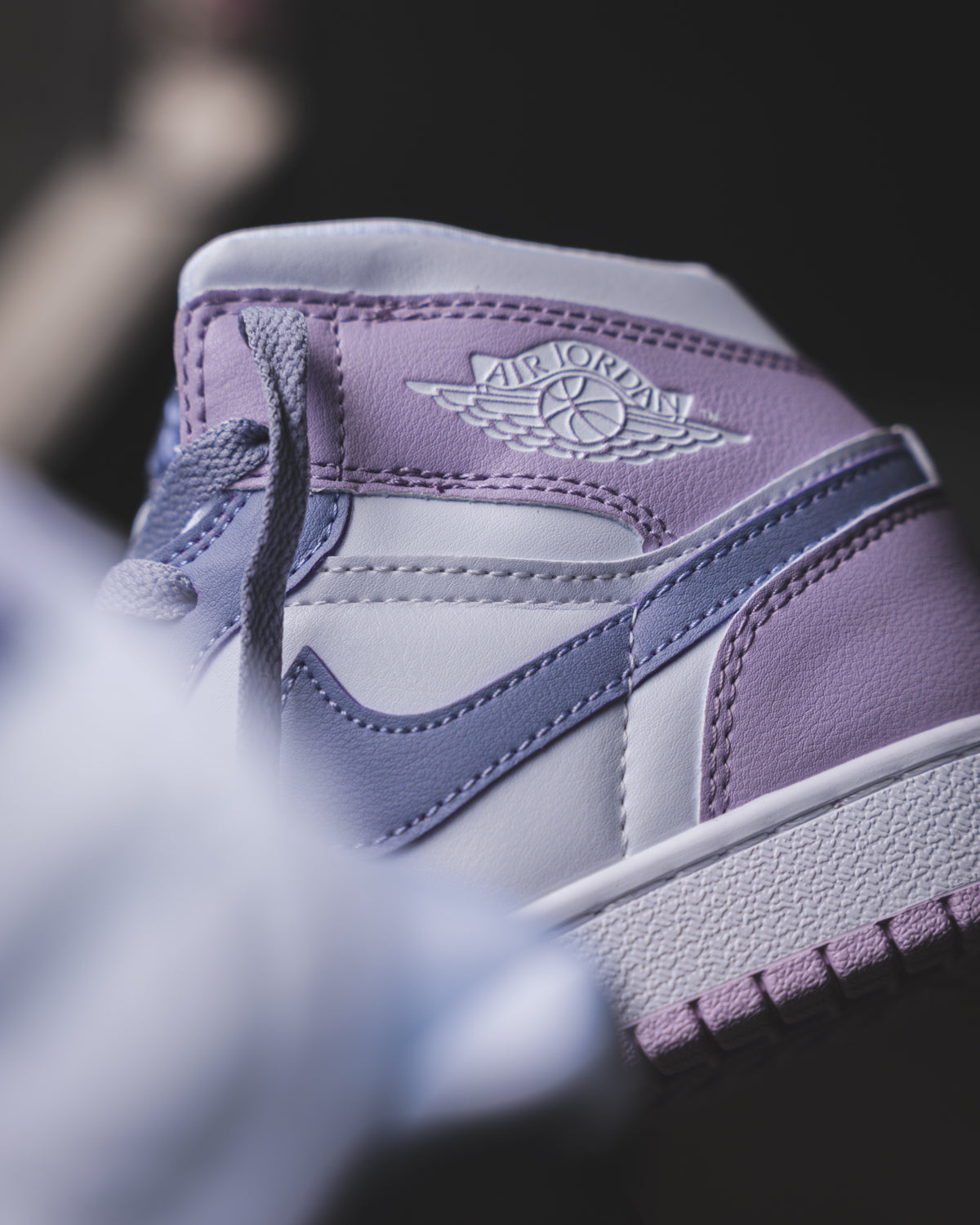 Air Jordan 1 Mid "Indigo Haze/White/Doll"