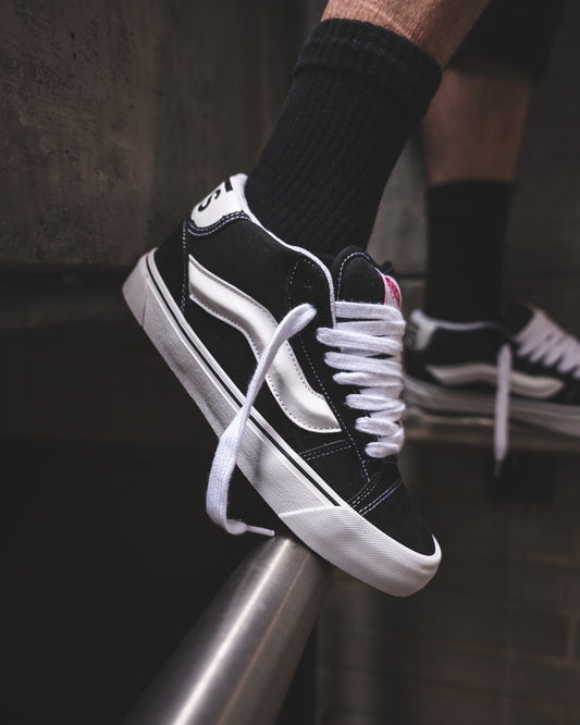 Vans Knu Mid Black/White