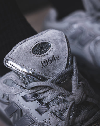 New Balance 1954R Grey