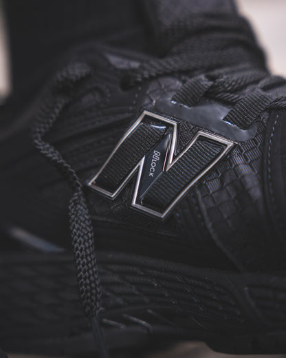 New Balance 1906R Black