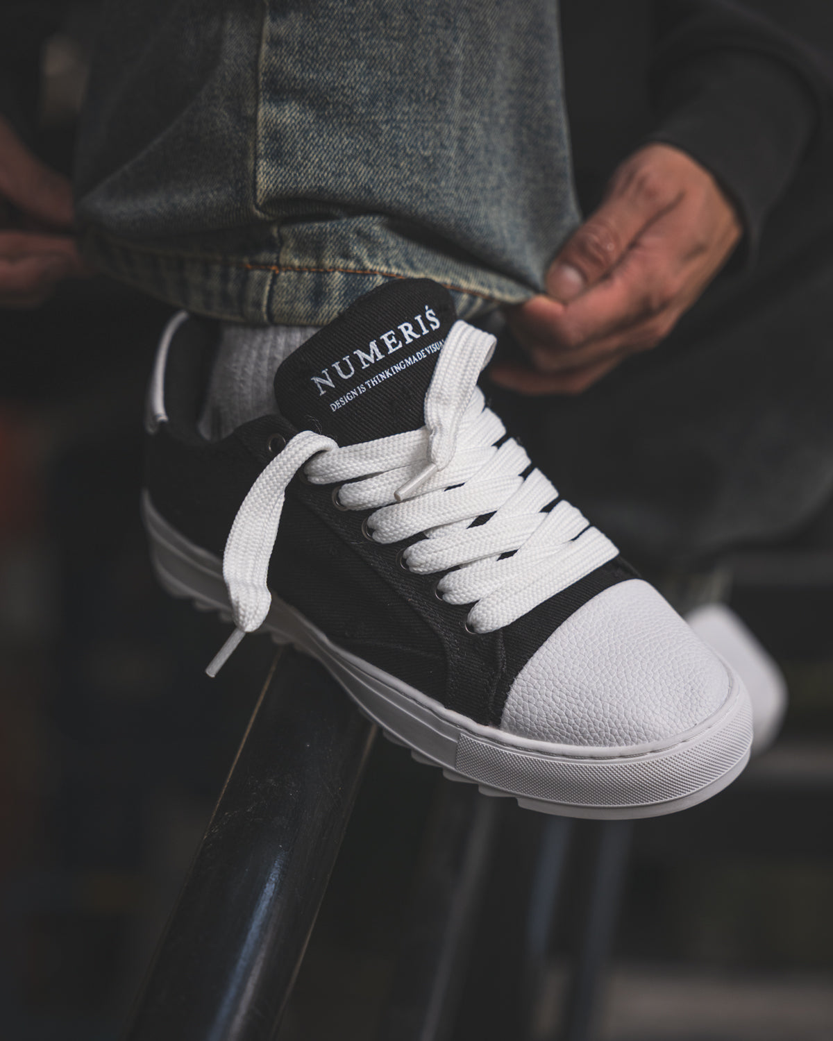 Numeris Black