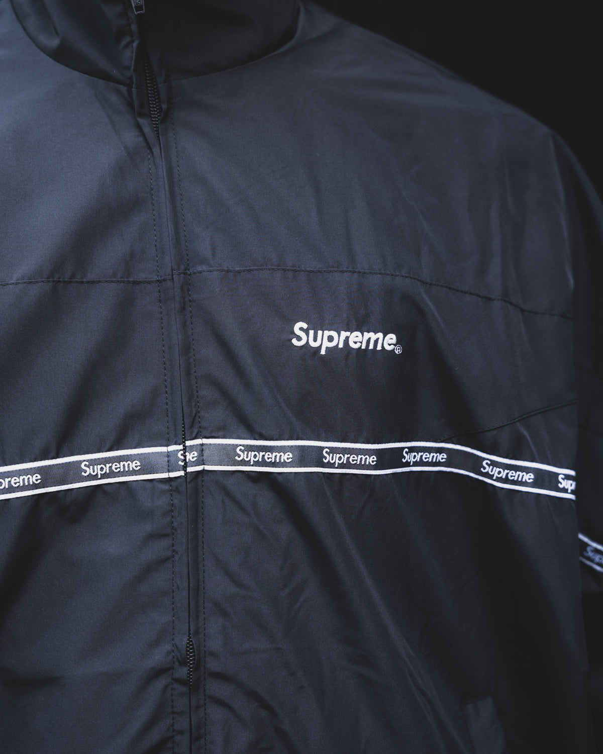 Conjunto Supreme Logo Taping Track Jacket Black