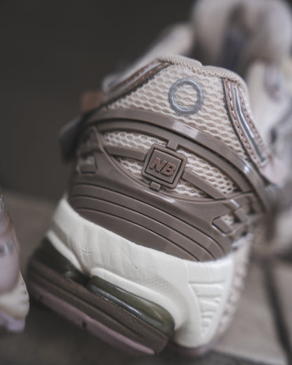 New Balance 1906A Beige/Brown