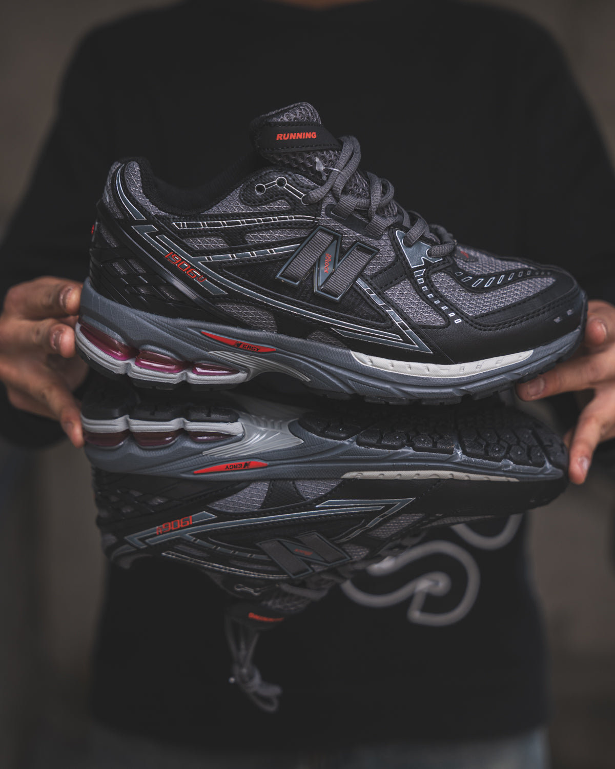 New Balance 1906A Black/Red