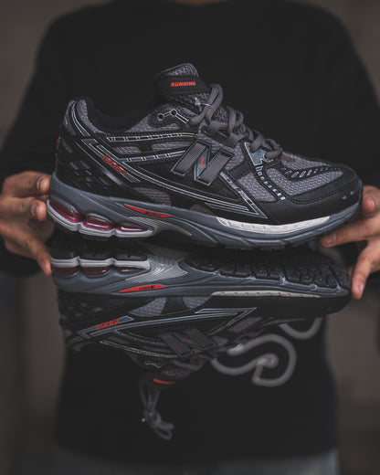 New Balance 1906A Black/Red