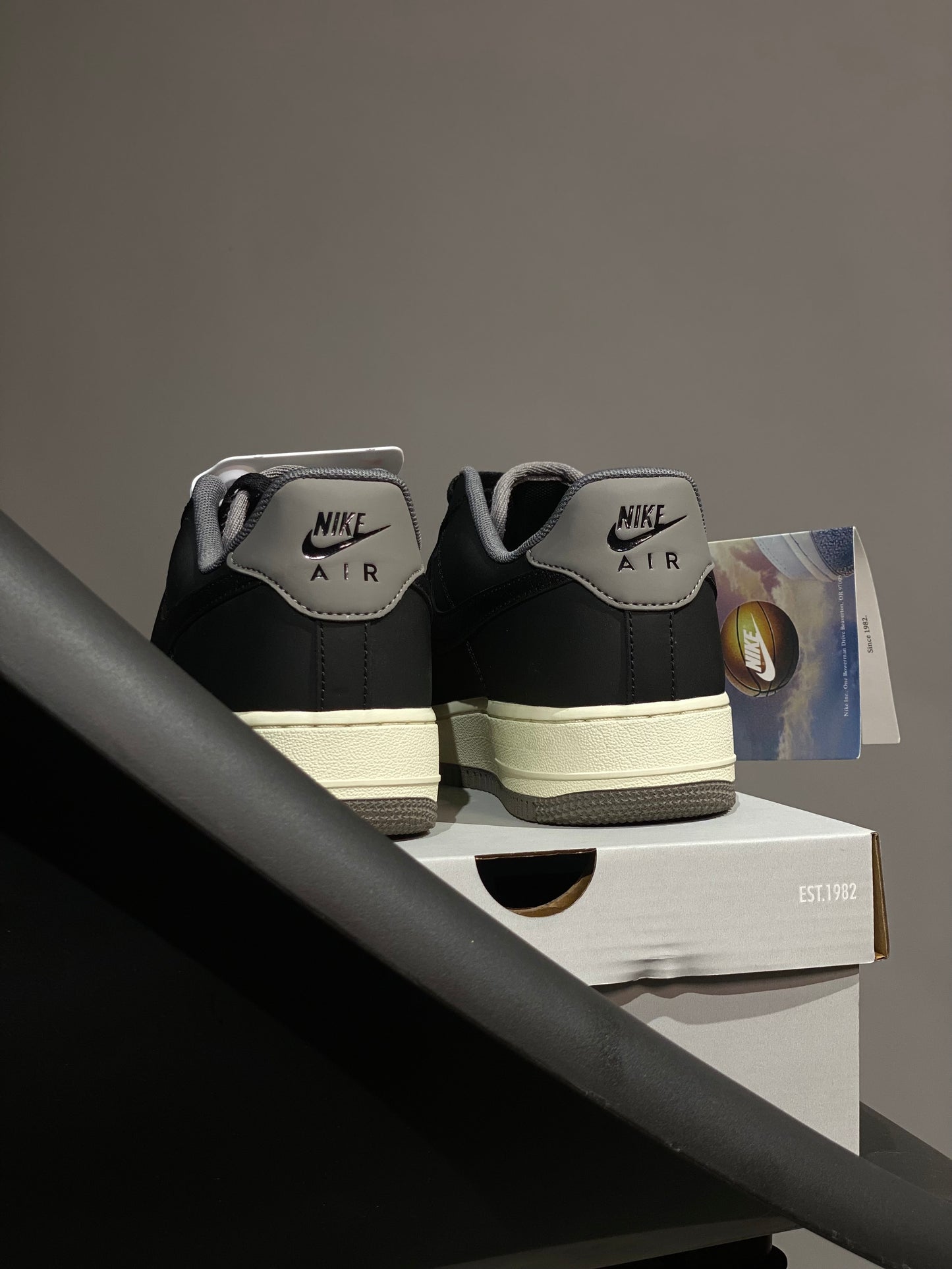 AIR FORCE ONE 1.7LV8