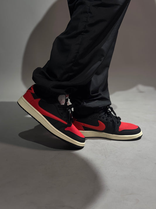 Jordan Retro 1 Low X Travis Scott