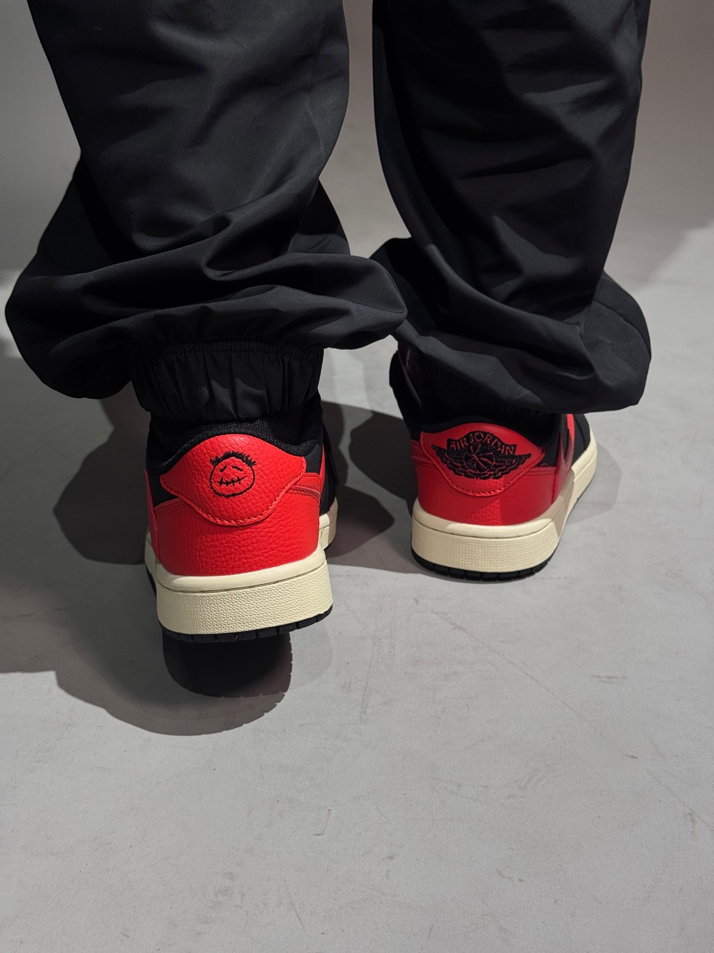 Jordan Retro 1 Low X Travis Scott