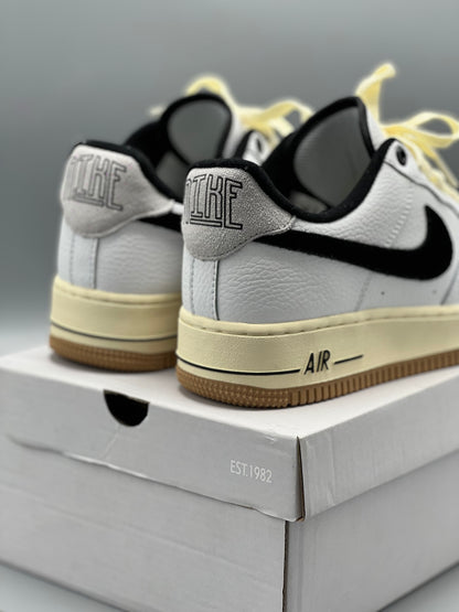 Nike Air Force 1 '07 LX