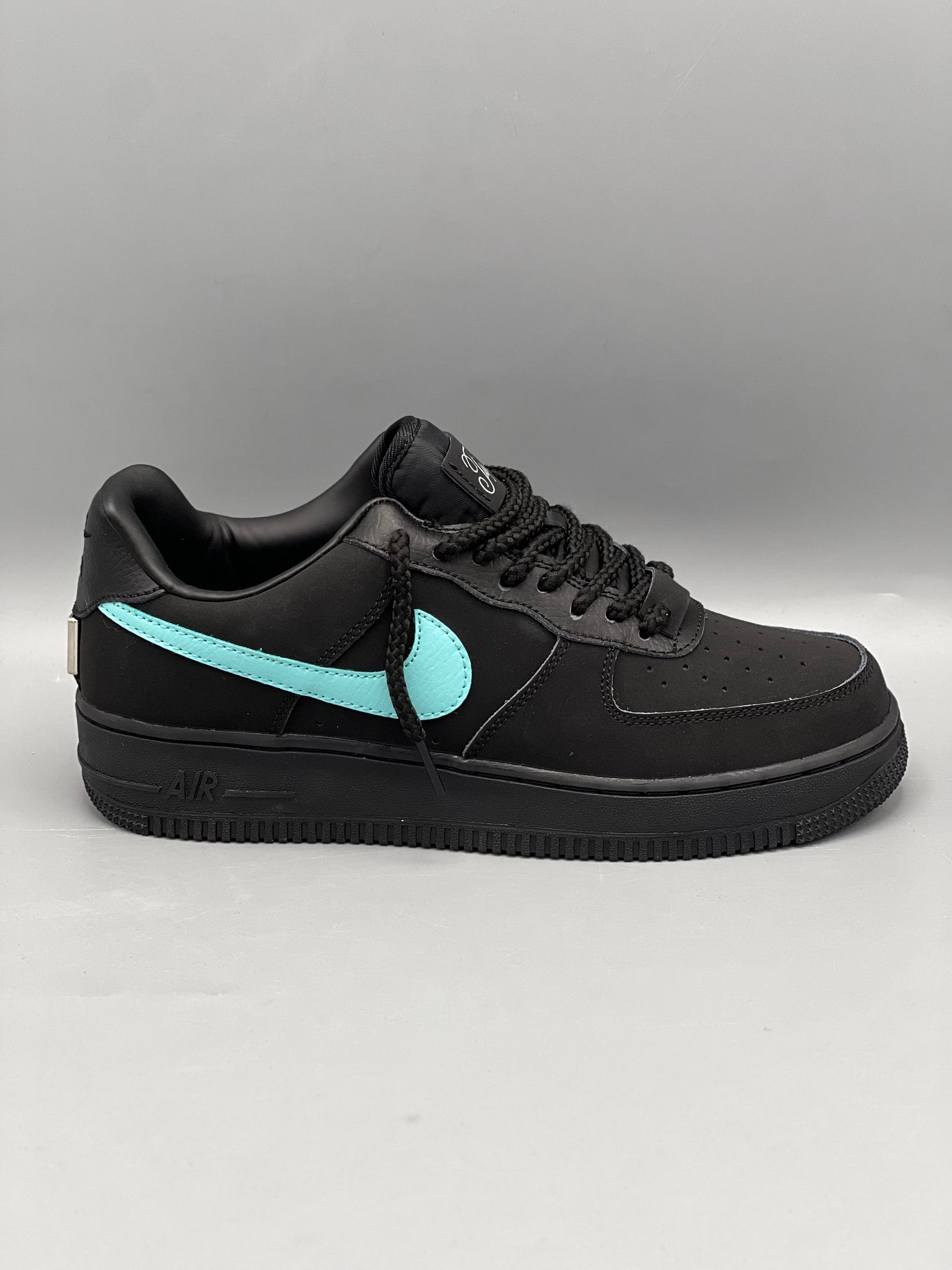 Nike air force one x tiffany