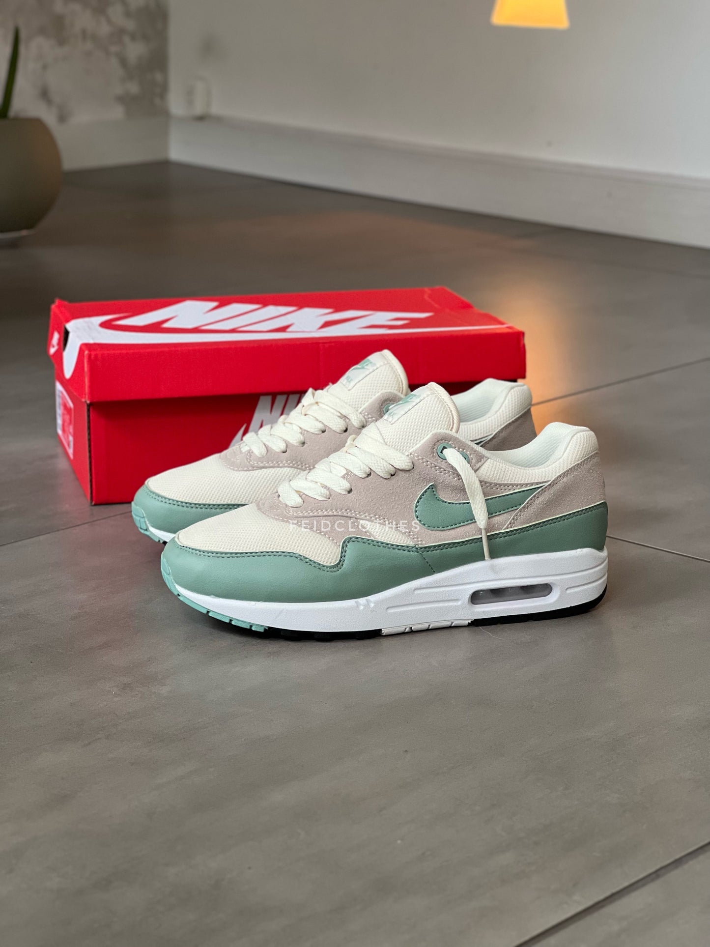 tenis nike air max one
