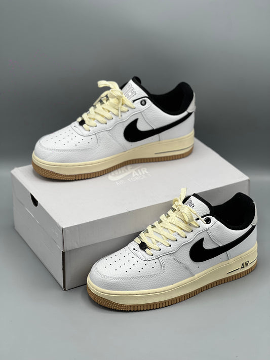 Nike Air Force 1 '07 LX