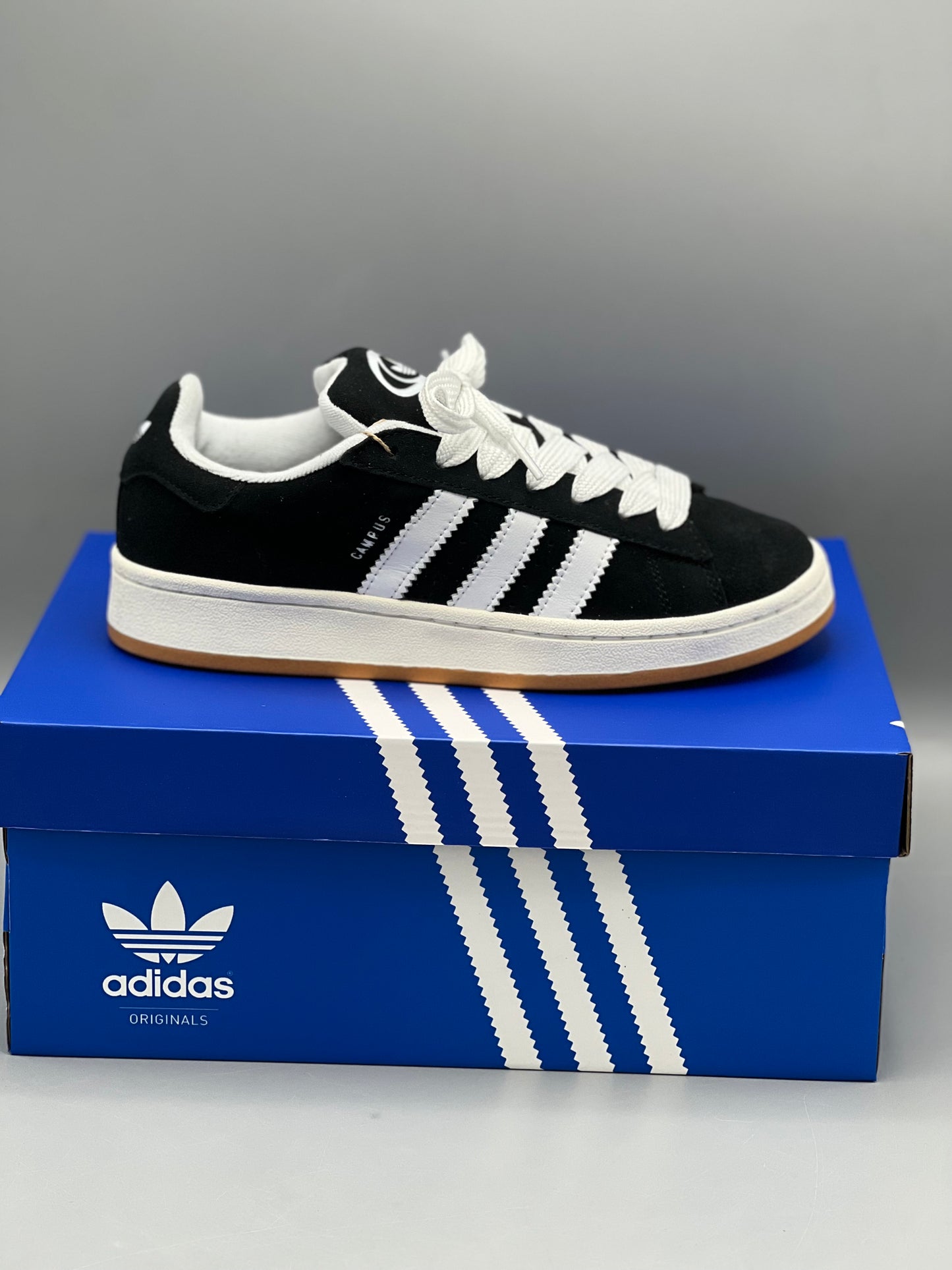 Adidas campus 00s