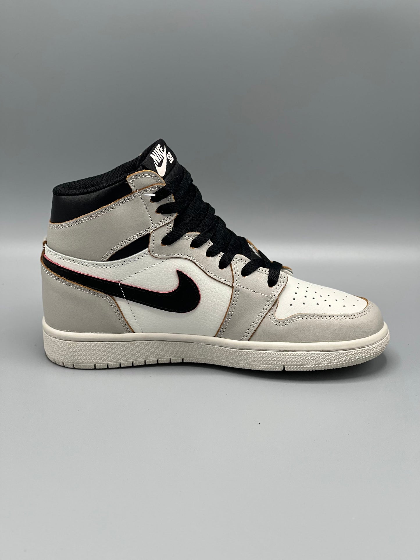 Air Jordan Retro 1