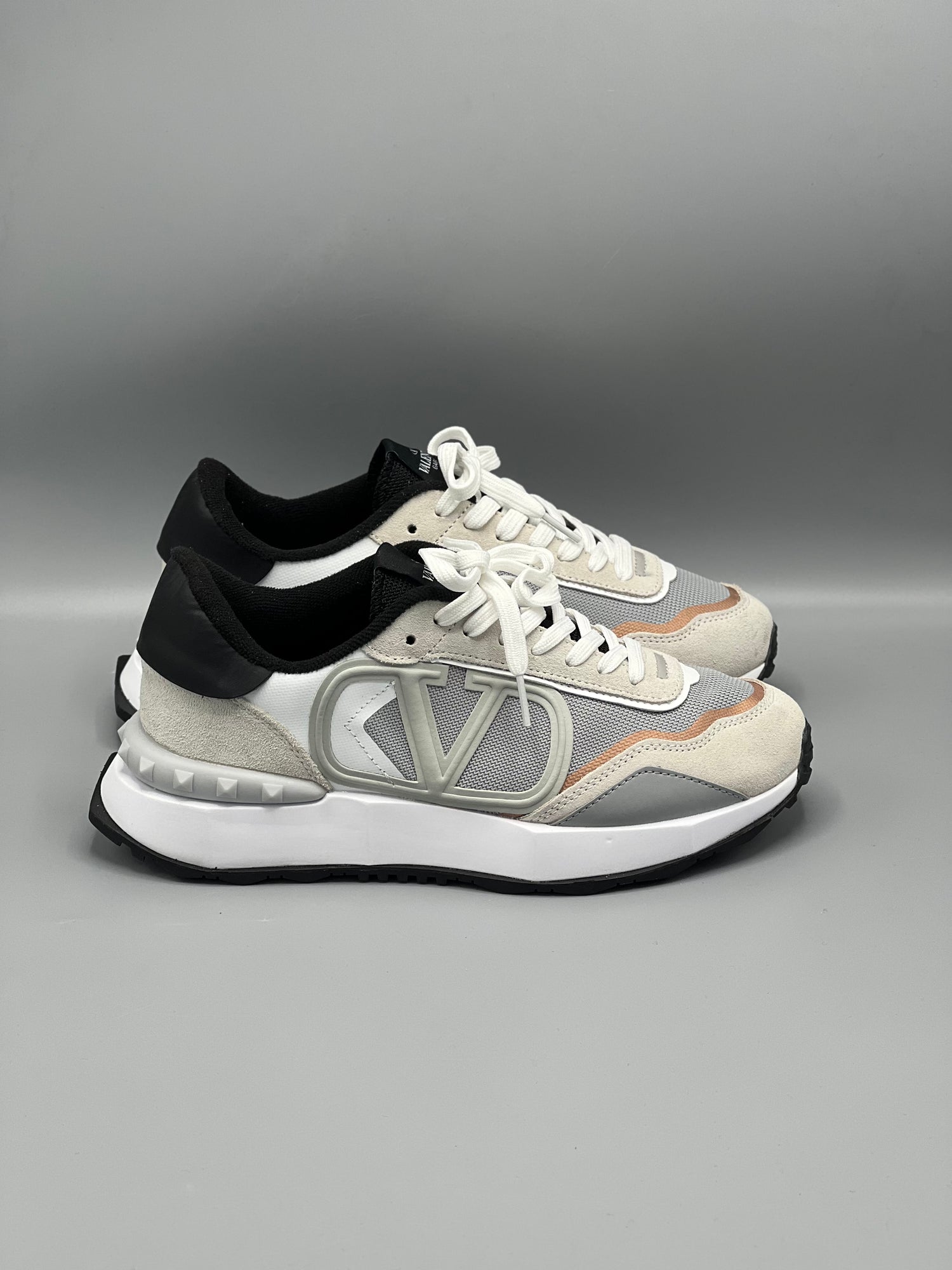 New balance clearance sneakers valentino