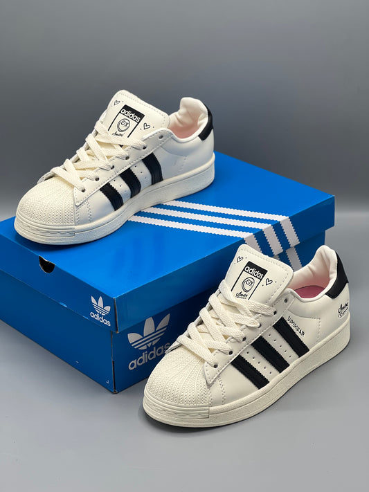 Adidas Superstar