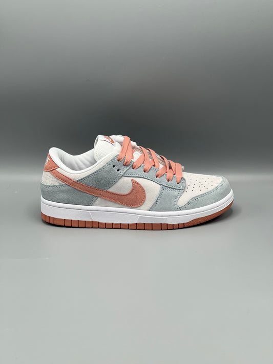 Nike sb dunk low fossil rose