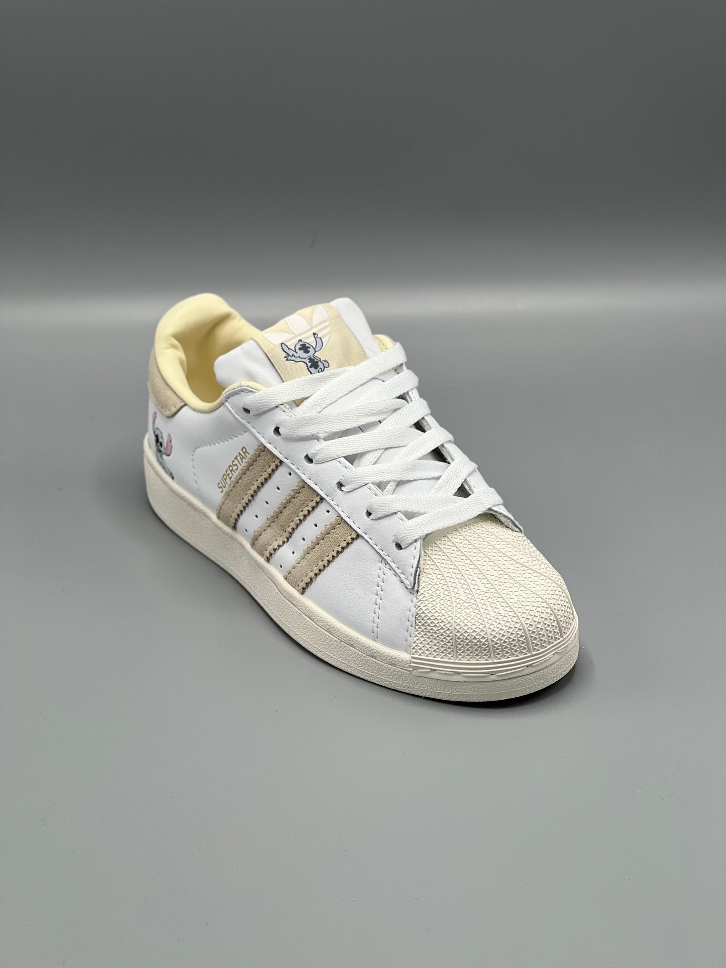 Adidas Superstar